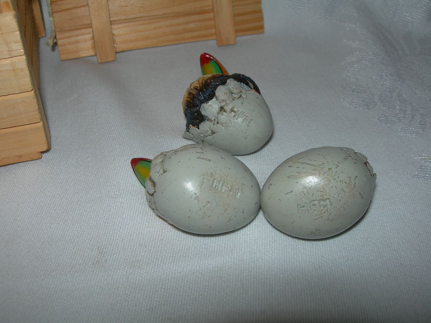 Vintage Conservation International Toy Crate w 3 Hatching Bird Toucan